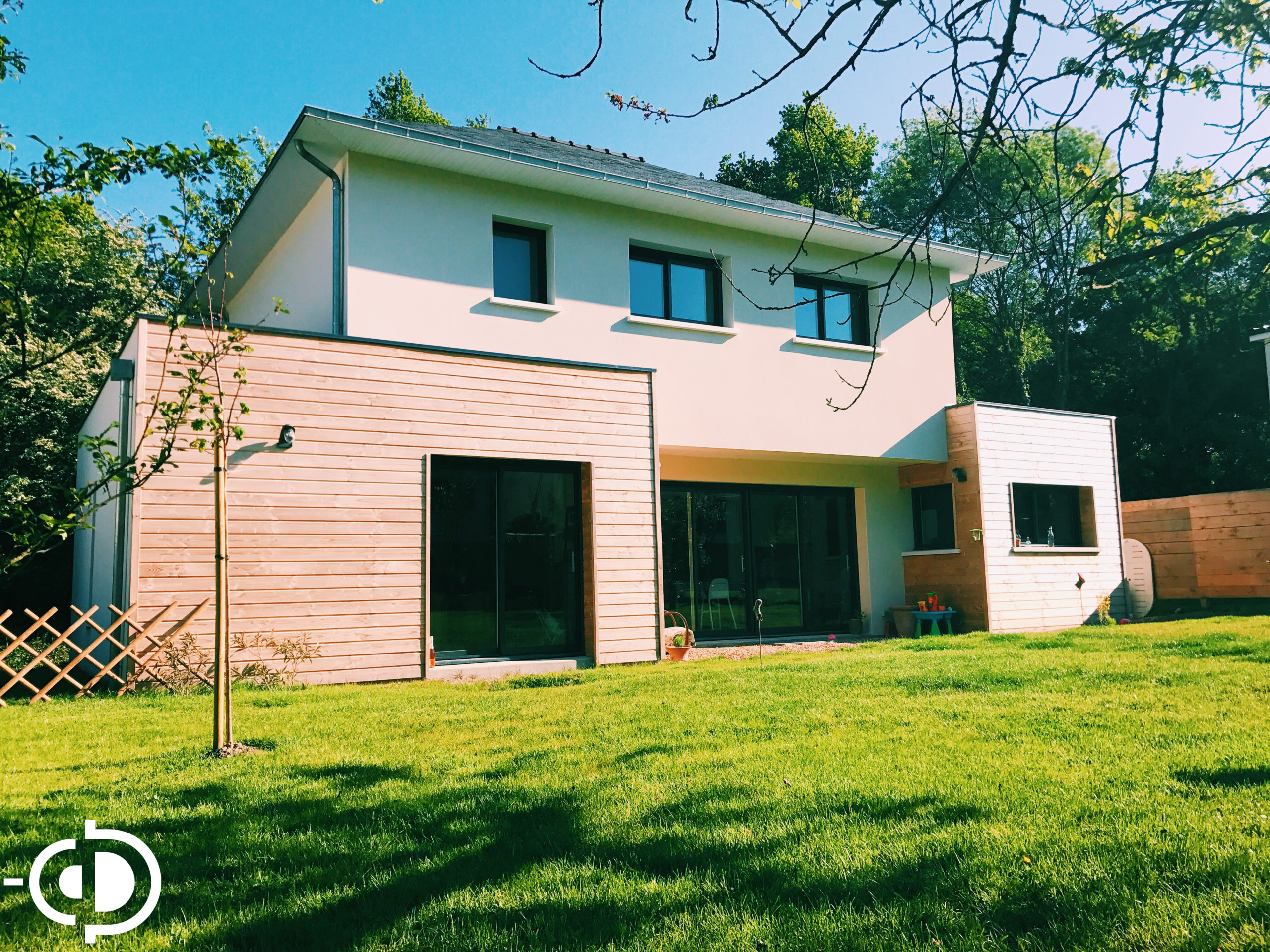 Maison tradi-contemporaine