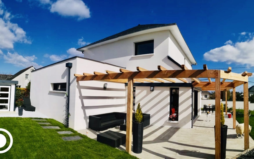 Maison tradi-contemporaine