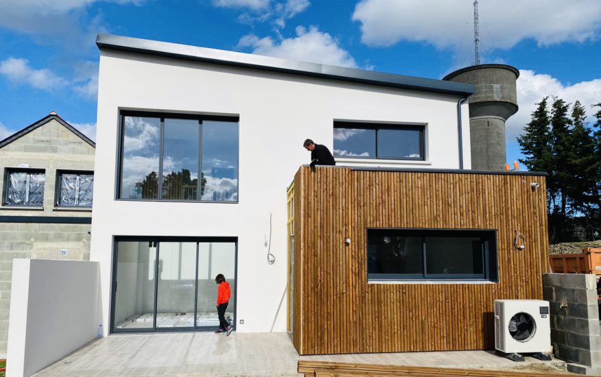 Contemporaine